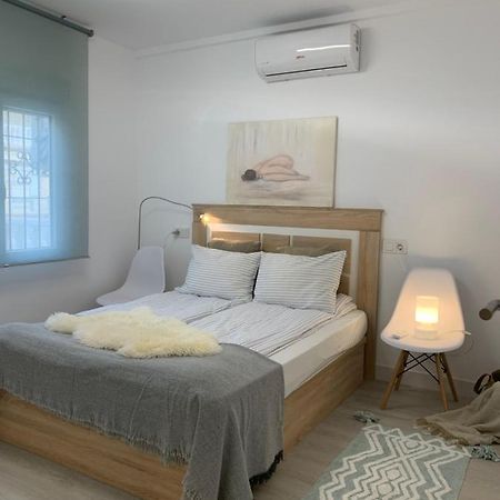 Holiday House Torrevieja Bagian luar foto