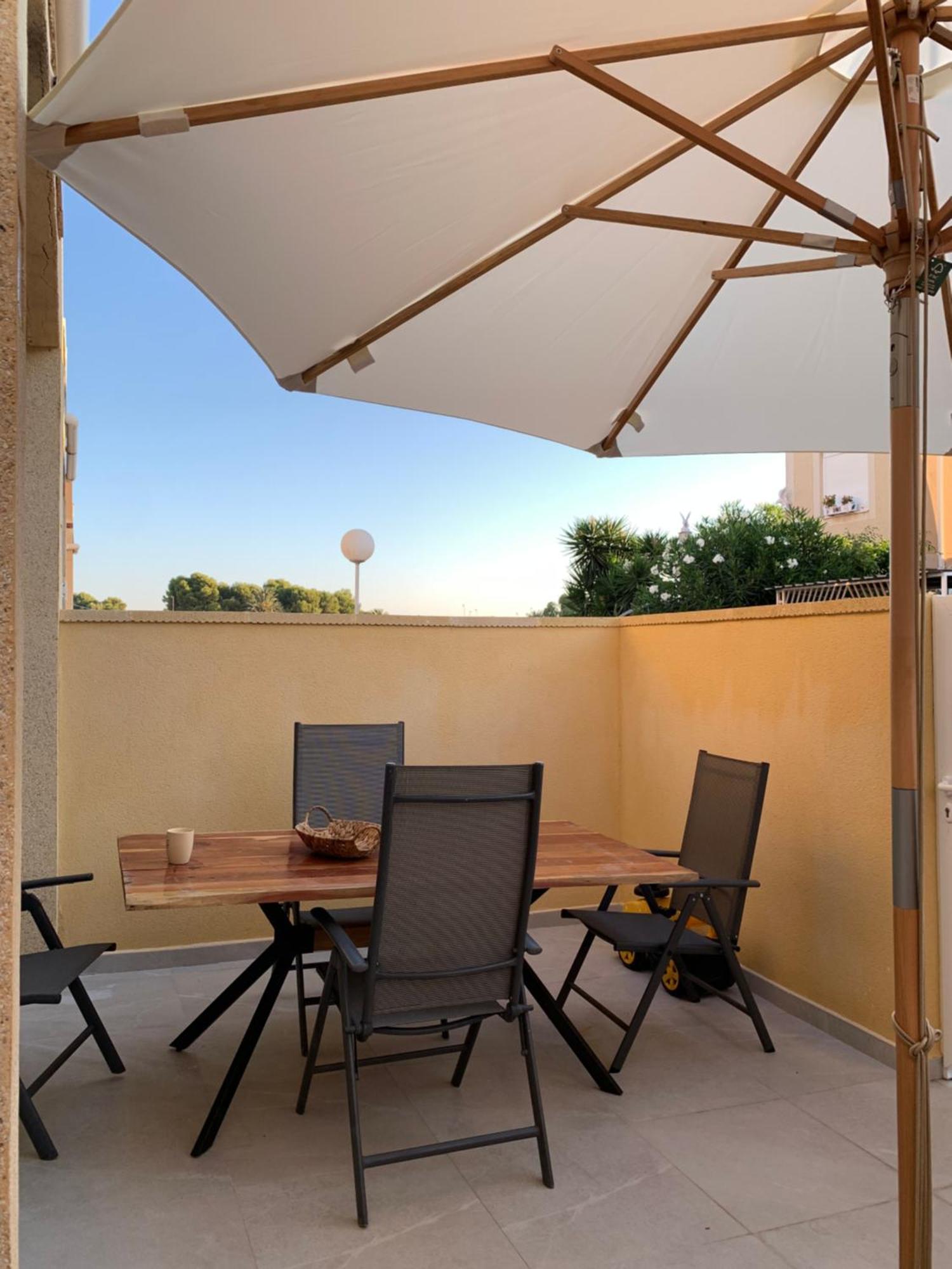 Holiday House Torrevieja Bagian luar foto